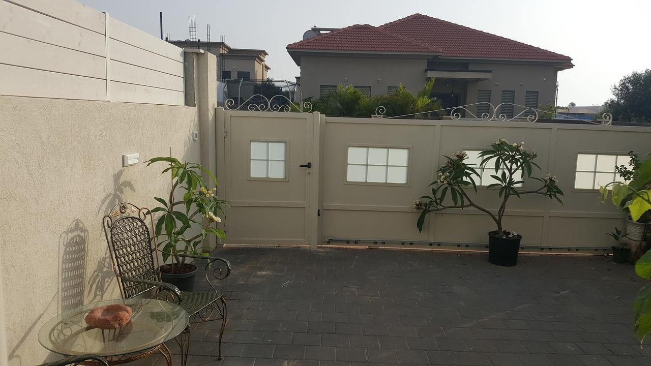 Regina'S Place Or Akiva 외부 사진